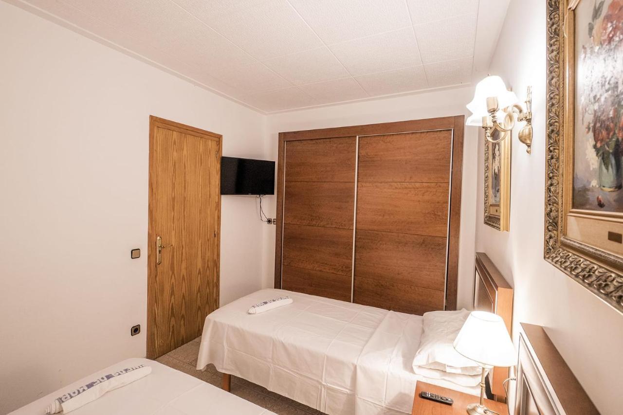 L'Hostalet Guesthouse ピネダ・デ・マール エクステリア 写真
