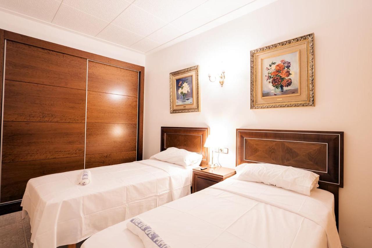 L'Hostalet Guesthouse ピネダ・デ・マール エクステリア 写真